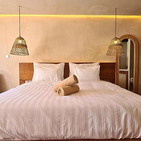 Shore Thing Gili Air Beachfront Apartment Esterno foto
