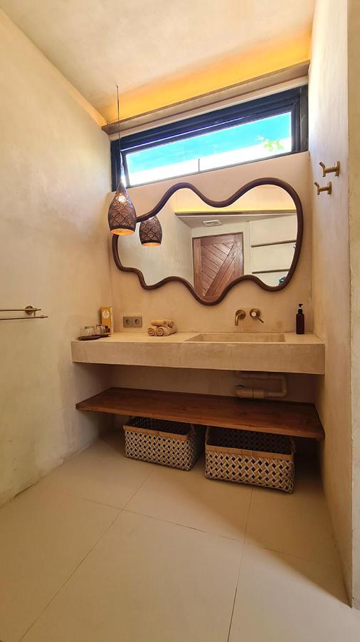 Shore Thing Gili Air Beachfront Apartment Esterno foto