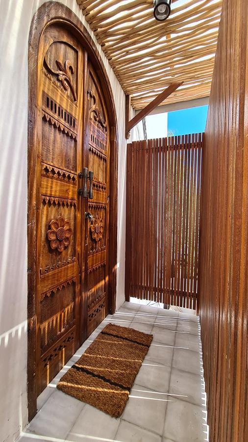 Shore Thing Gili Air Beachfront Apartment Esterno foto